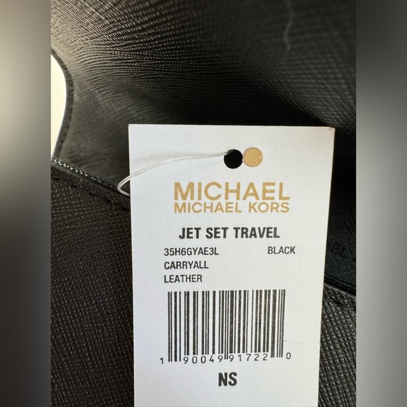 NEW Michael Kors Black Leather Jet Set CarryAll NWT Clutch Wallet - Picture 8 of 10